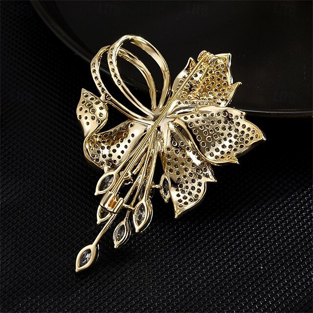 Broche rétro en forme de fleur en or et citrine, nnées 1940 - En vente