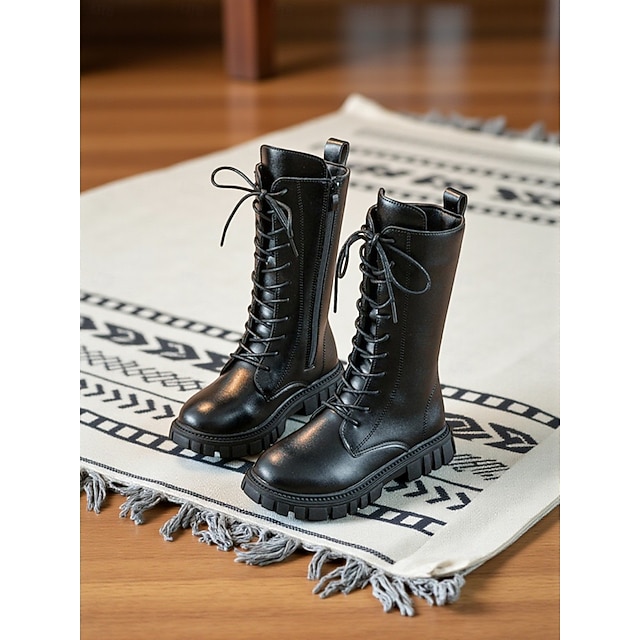  Boty ke kostýmu popové hvězdy inspirované korejskými idoly - trendy bílo-hnědé módní boty pro dívky v ležérním a pouličním stylu