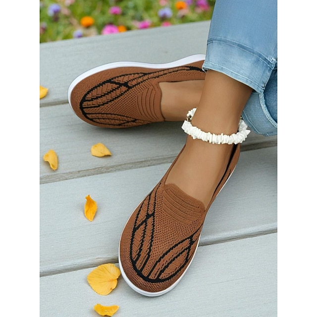 Dame Slip-Ons Flyknit sko Barfodede sko Sko med bred pasform Daglig Rejse Mors Dag Flade hæle Rund Tå Afslappet Komfort Minimalisme Gang Flyvende vævning Hjemmesko Sort Brun Grå