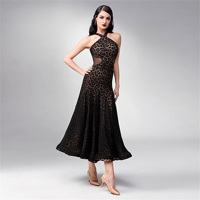 2025 Maternity Cosplay Costume Deep V Sheer Mesh Dress for Photo Shoots High Waist Slimming Multi-Color Options