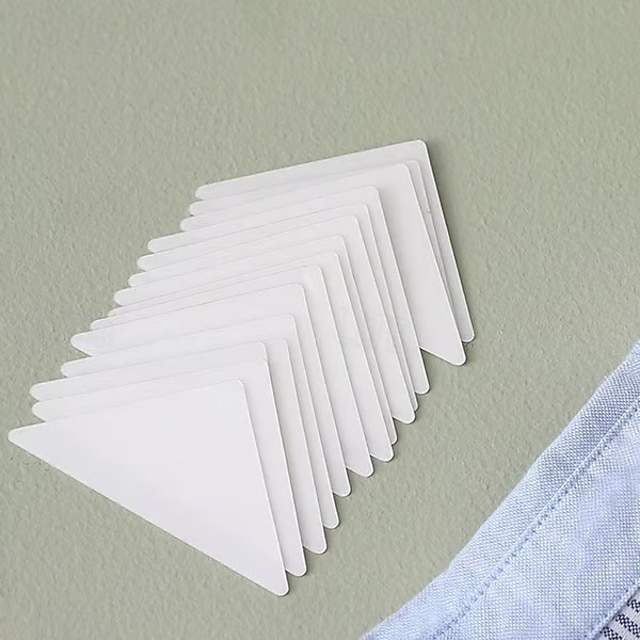  100 db-os póló- és inggallérmatrica, állítható és kényelmes gallérrögzítőkkel, tökéletes az inggallérok rendezett és ropogós tartása érdekében, ideális munkába és hétköznapi viseletre