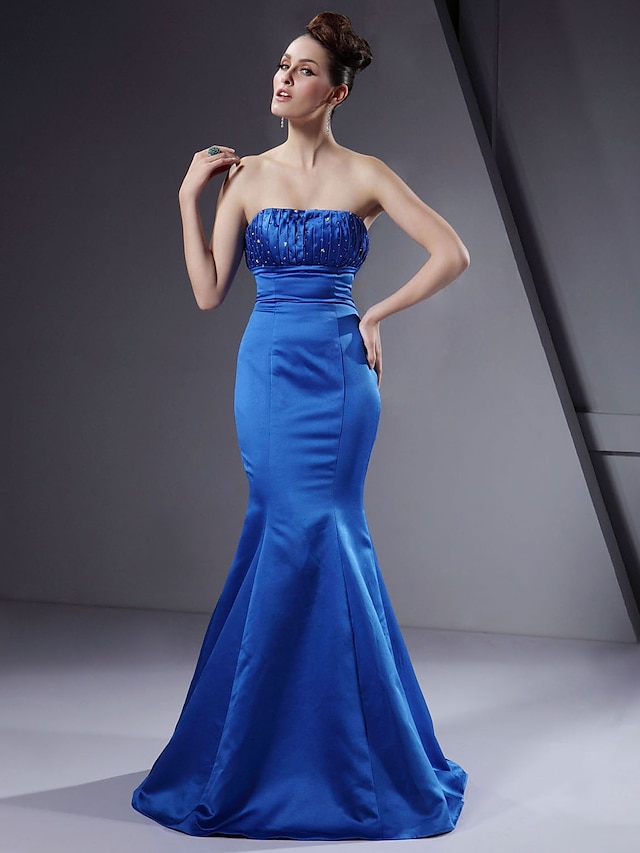  Mermaid / Trumpet Bridesmaid Dress Strapless Sleeveless Sexy Floor Length Satin with Beading / Draping 2022