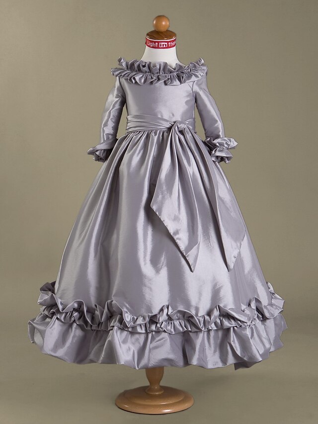  Robe de Soirée Longueur Sol Fête de Mariage Taffetas Manches Longues Bateau Neck avec Ceinture / Ruban / Noeud(s) / Volants