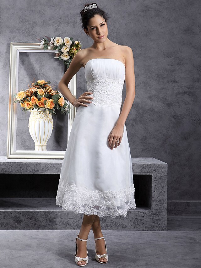  Γραμμή Α Φορεματα για γαμο Στράπλες Κάτω από το γόνατο Οργάντζα Στράπλες Μικρά Άσπρα Φορέματα με Δαντέλα 2020