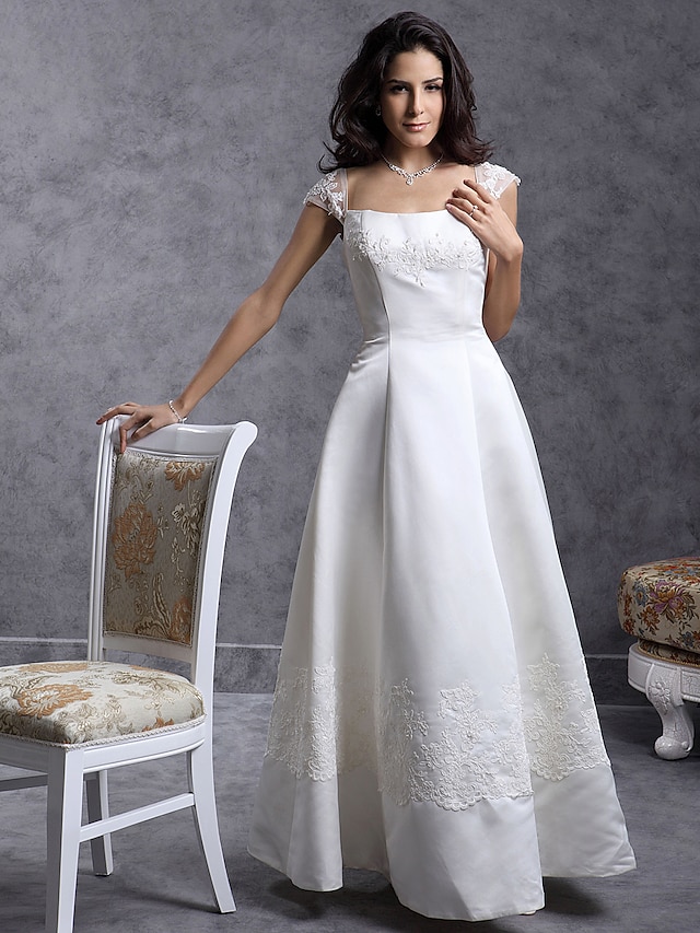  Hall Wedding Dresses Ball Gown Square Neck Short Sleeve Floor Length Satin Bridal Gowns With 2024
