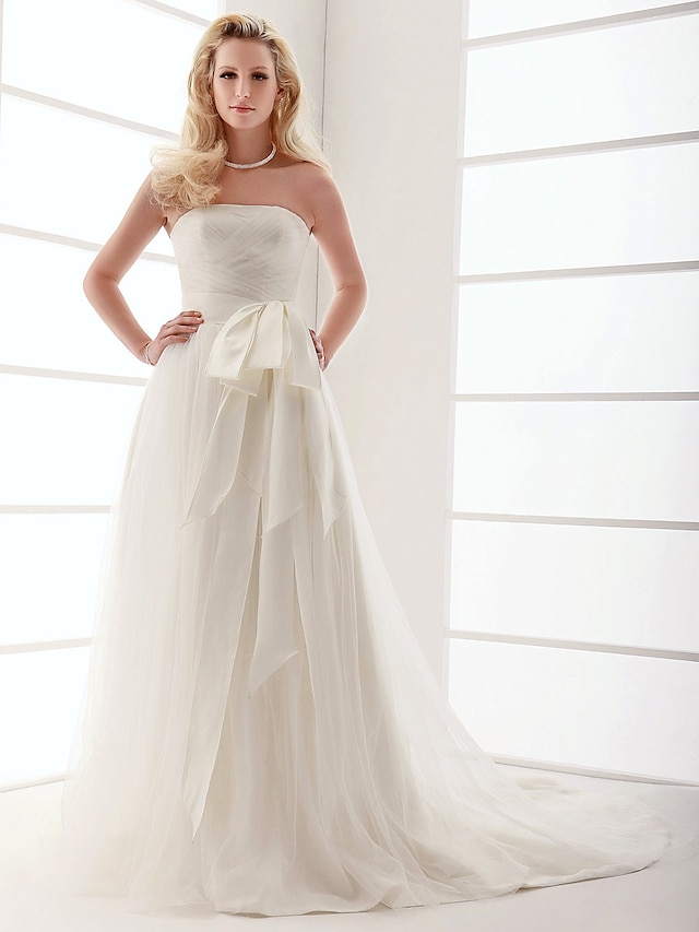 A-Line Wedding Dresses Strapless Sweep / Brush Train Tulle Sleeveless with Bowknot Sash / Ribbon Criss-Cross 2022