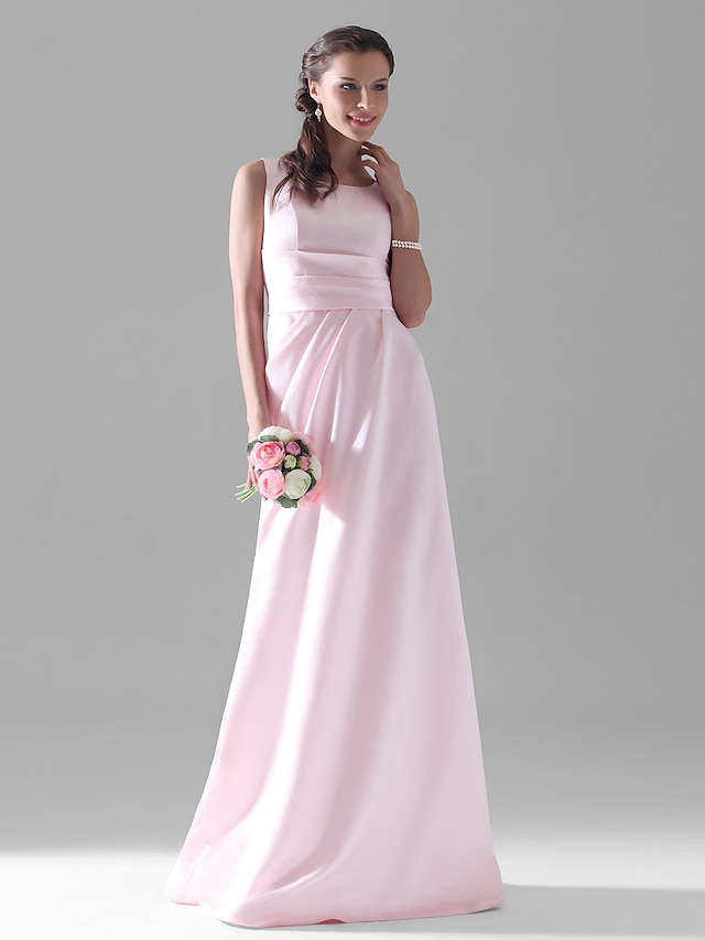 A-Line Bridesmaid Dress Scoop Neck Sleeveless Elegant Floor Length Satin with Side Draping 2022