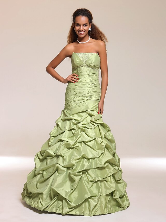  Trompete / Meerjungfrau Quinceanera Abiball Formeller Abend Kleid Trägerlos Ärmellos Boden-Länge Satin Taft mit Geraffter Rock Perlenstickerei Seitlich drapiert 2021