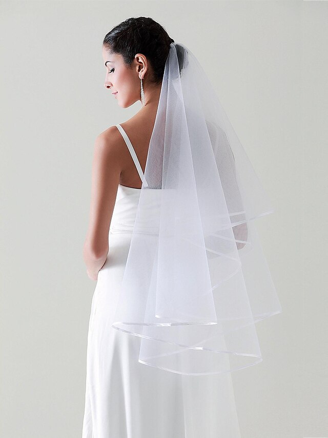  One-tier Ribbon Edge Wedding Veil Fingertip Veils with 55.12 in (140cm) Tulle A-line / Ball Gown / Princess / Drop Veil