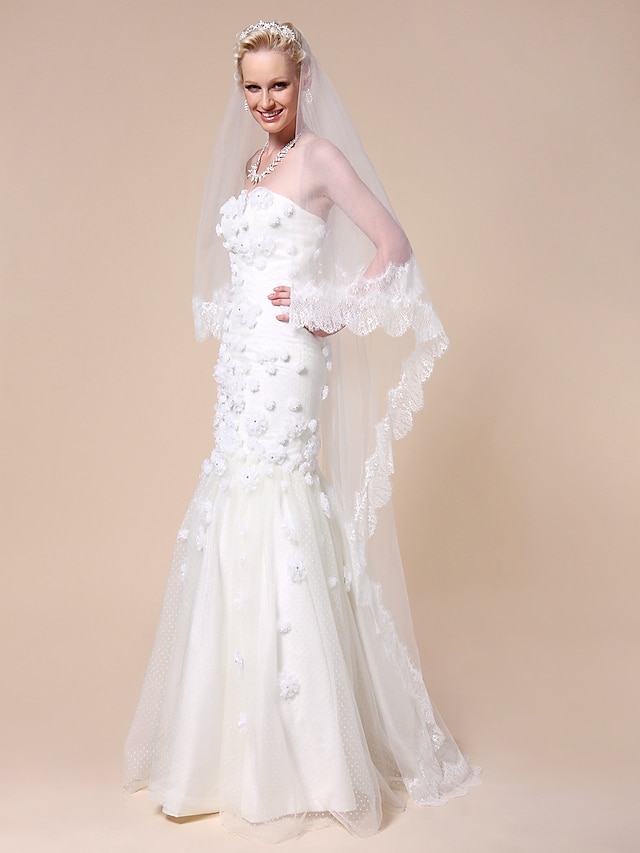  Two-tier Chapel Wedding Veil With Scalloped Edge