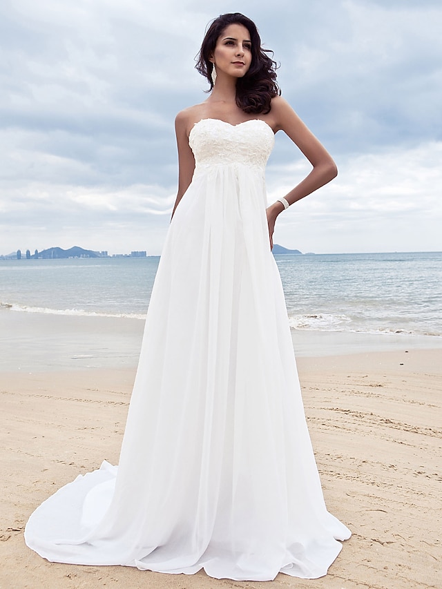  A-Line Wedding Dresses Sweetheart Neckline Court Train Chiffon Strapless Simple Beach Plus Size with Beading Appliques 2022