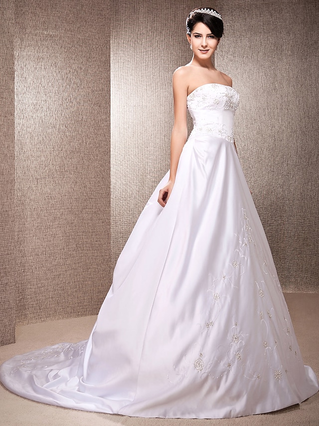  Hall Wedding Dresses A-Line Sweetheart Strapless Sleeveless Chapel Train Satin Bridal Gowns With 2024