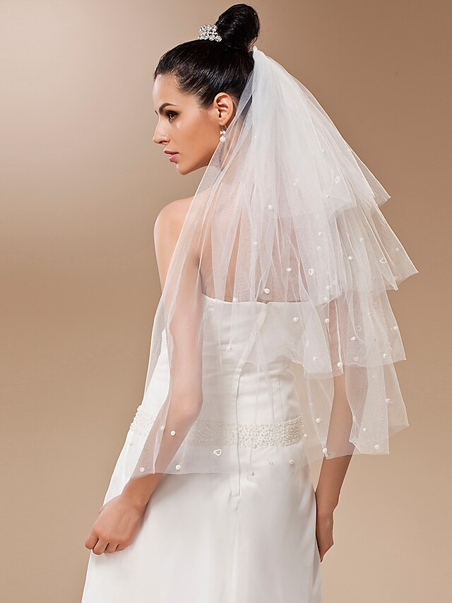  Four-tier Tulle With Pearls Fingertip Veil (More Colors)