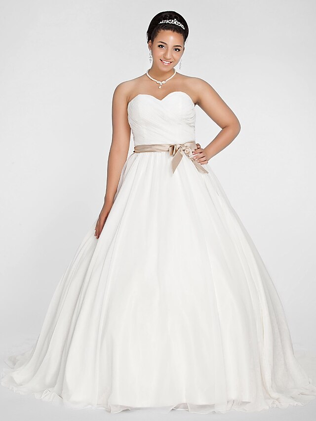  Trouwjurken Baljurk Sweetheart halslijn Strapless Hofsleep Chiffon Bruids jurken Met Strik Sjerp / Lint 2023