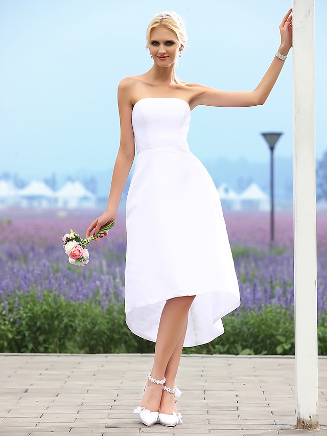  A-linje Bröllopsklänningar Axelbandslös Asymmetrisk Taft Axelbandslös Liten vit klänning med 2021