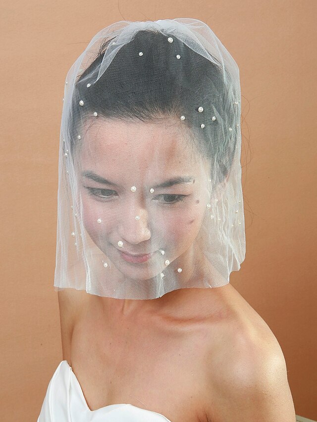  One-tier Cut Edge Wedding Veil Blusher Veils with Pearl 30 cm Tulle