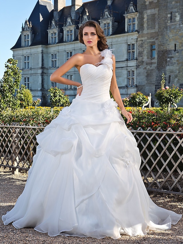  Wedding Dresses Ball Gown One Shoulder Strapless Floor Length Organza Bridal Gowns With Pick Up Skirt Flower 2024