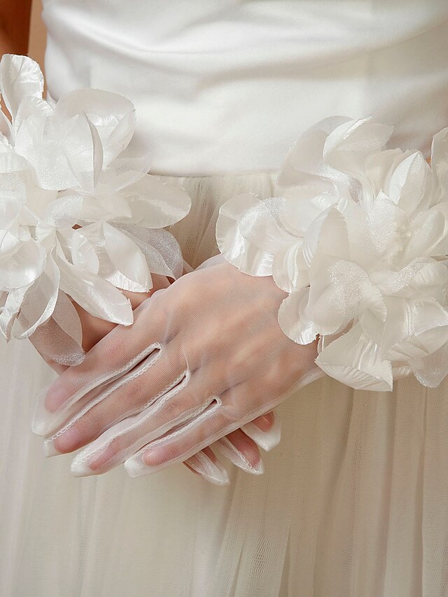  Delicate Tulle Fingertips Wrist Length Wedding/Evening Gloves