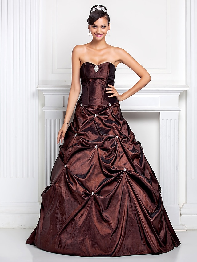  Ball Gown Open Back Dress Quinceanera Prom Floor Length Sleeveless Sweetheart Taffeta with Pick Up Skirt Crystals Crystal Brooch 2024