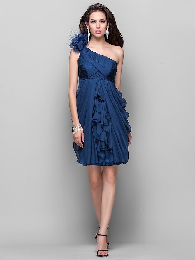  Sheath / Column Classic & Timeless Dress Homecoming Cocktail Party Knee Length Sleeveless One Shoulder Chiffon with Cascading Ruffles Flower 2023