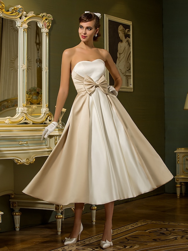  Linha A Vestidos de noiva Decote Princesa Longuette Cetim Sem Alças Casual Vintage Vestidos Brancos Justos Tamanhos Grandes com Laço 2021