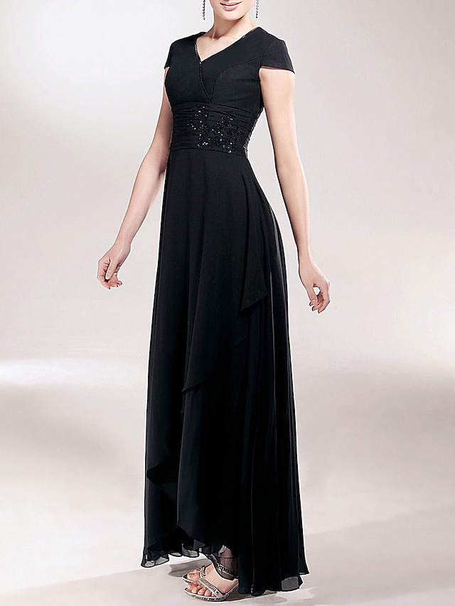  Sheath / Column V Neck Asymmetrical Chiffon Short Sleeve Little Black Dress Mother of the Bride Dress with Ruched / Beading / Appliques Mother's Day 2020