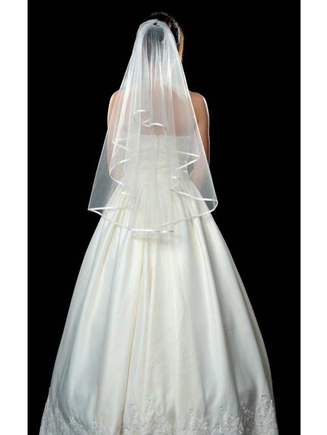  One-tier Ribbon Edge Wedding Veil Fingertip Veils with 53.15 in (135cm) Tulle A-line, Ball Gown, Princess, Sheath / Column, Trumpet / Mermaid