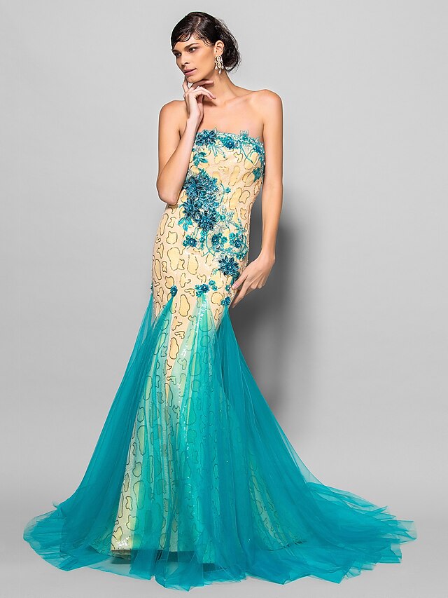  Mermaid / Trumpet Elegant Dress Formal Evening Chapel Train Scalloped Neckline Lace with Sequin Appliques 2024