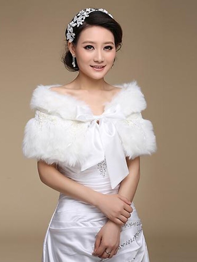  Faux Fur Wedding Party Evening Fur Wraps Wedding  Wraps With Lace Shrugs