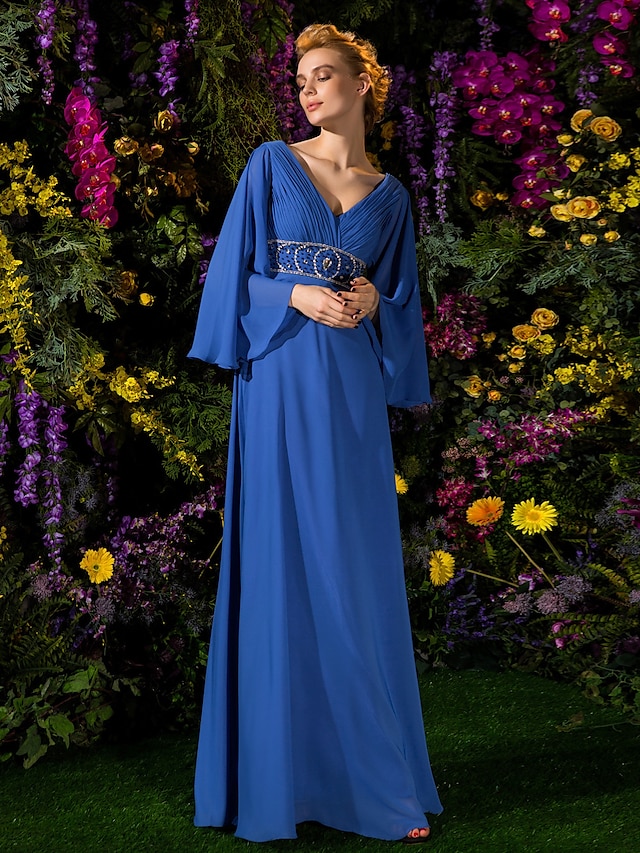  A-Line Mother of the Bride Dress Vintage Inspired V Neck Floor Length Chiffon Long Sleeve with Crystals Beading Side Draping 2023
