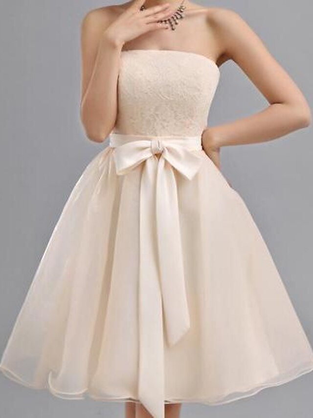  A-Line Sweetheart Neckline Knee Length Chiffon Bridesmaid Dress with Bow(s)