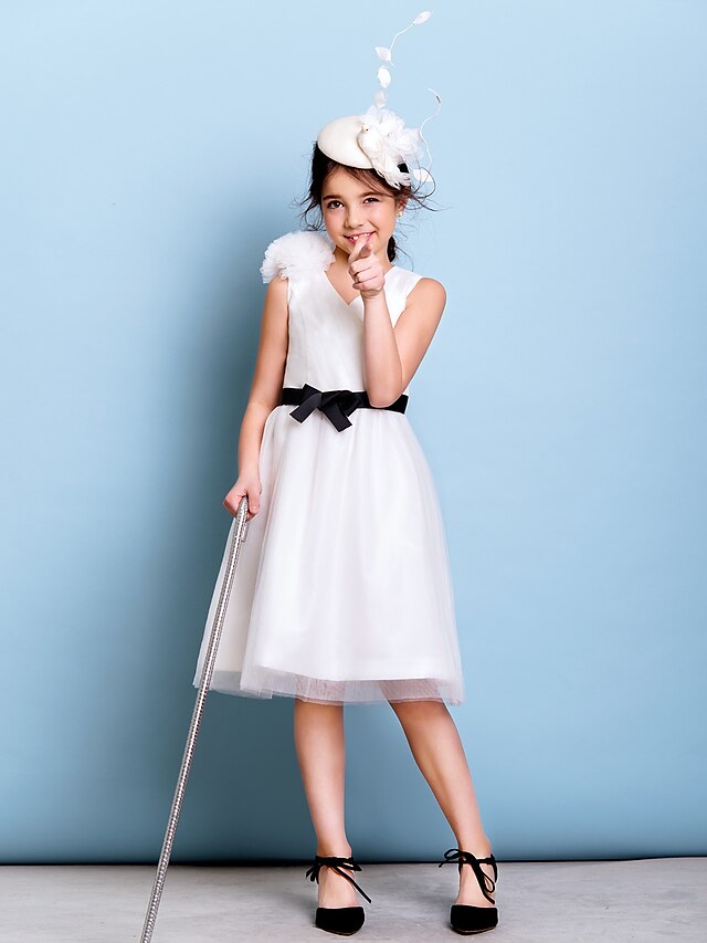  A-Line V Neck Knee Length Tulle Junior Bridesmaid Dress with Sash / Ribbon / Bow(s) / Criss Cross