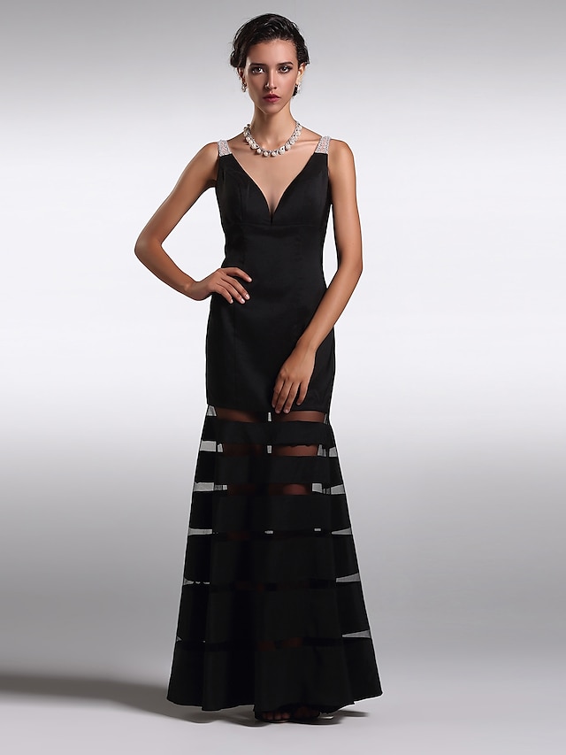  عامودي V رقبة طول الكعب ساتان فستان مع حصى بواسطة TS Couture®