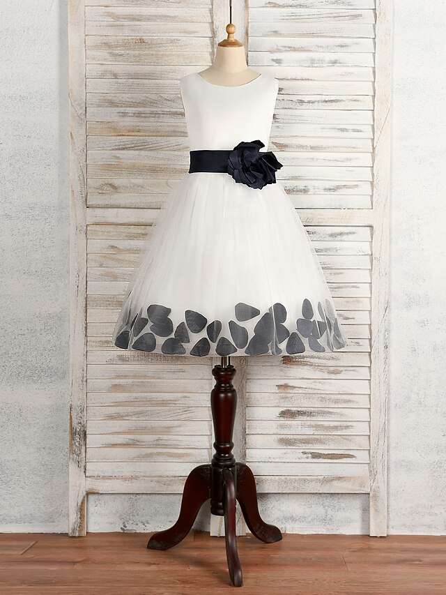  Lanting νύφη ® A-line κορίτσι τσάι-μήκους φόρεμα λουλούδι - δαντέλα αμάνικο κόσμημα με