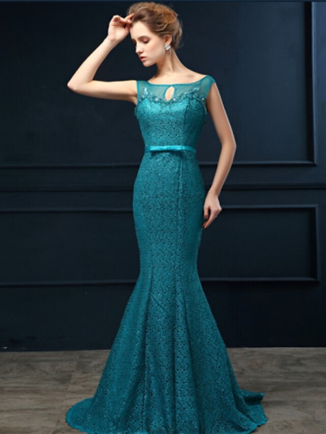  Mermaid / Trumpet Formal Evening Dress Scoop Neck Sweep / Brush Train Lace with Bow(s) Beading 2020