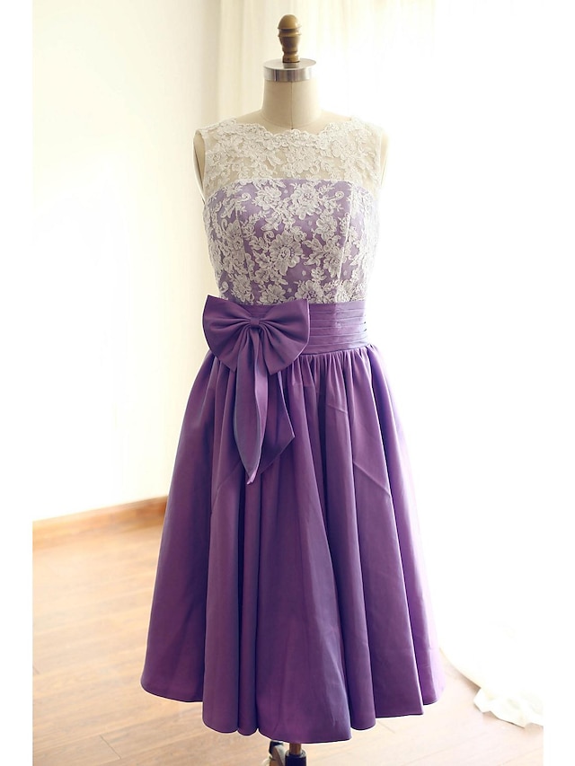  A-Line Bridesmaid Dress Jewel Neck Sleeveless Lace Up Tea Length Taffeta / Lace Bodice with Lace / Bow(s) 2022