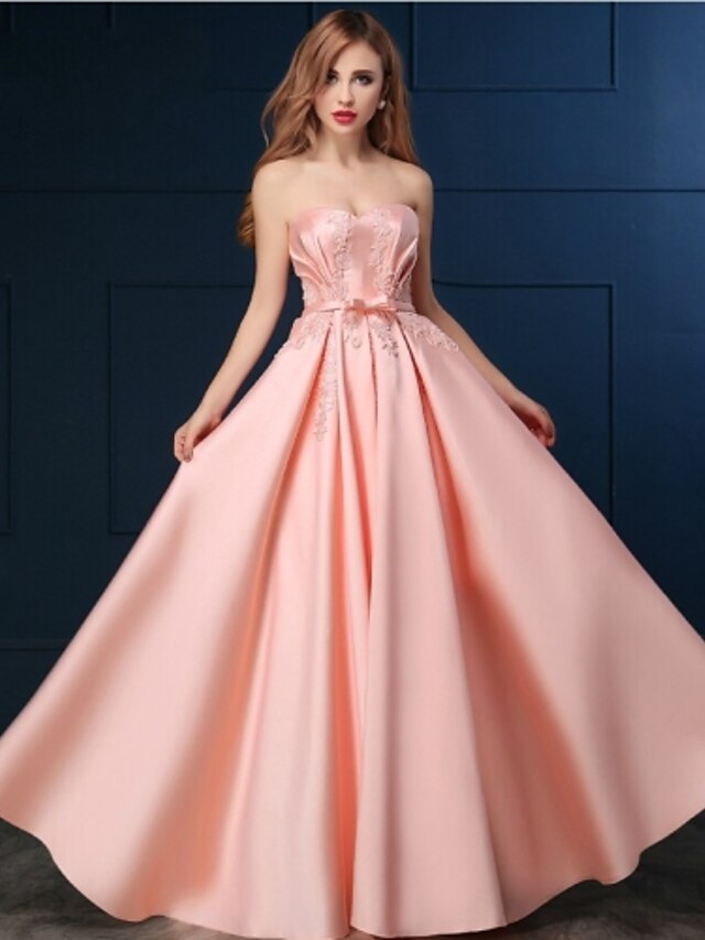  Trapèze Dos Nu robe ceremonie Robe Coeur Sans Manches Longueur Sol Satin avec Billes Appliques 2020