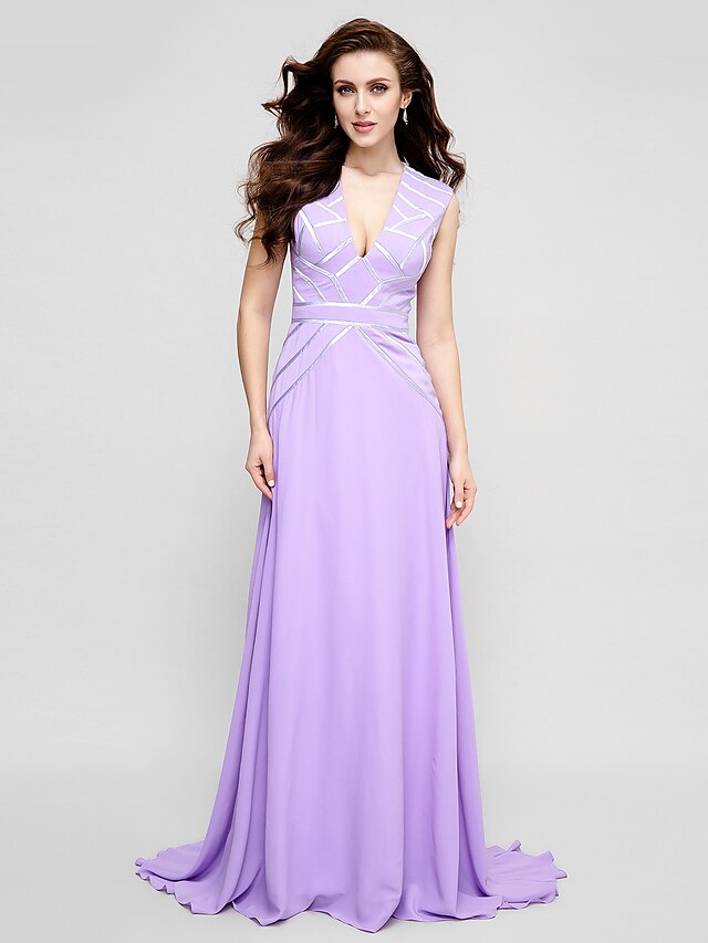  Elegantes Abendkleid in A-Linie für den Abschlussball, V-Ausschnitt, ärmellos, Pinselschleppe aus Chiffon mit Schärpe und Bandfalten