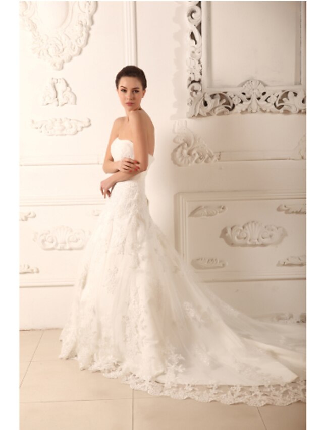  A-Line Strapless Chapel Train Satin / Tulle Made-To-Measure Wedding Dresses with Beading / Appliques by