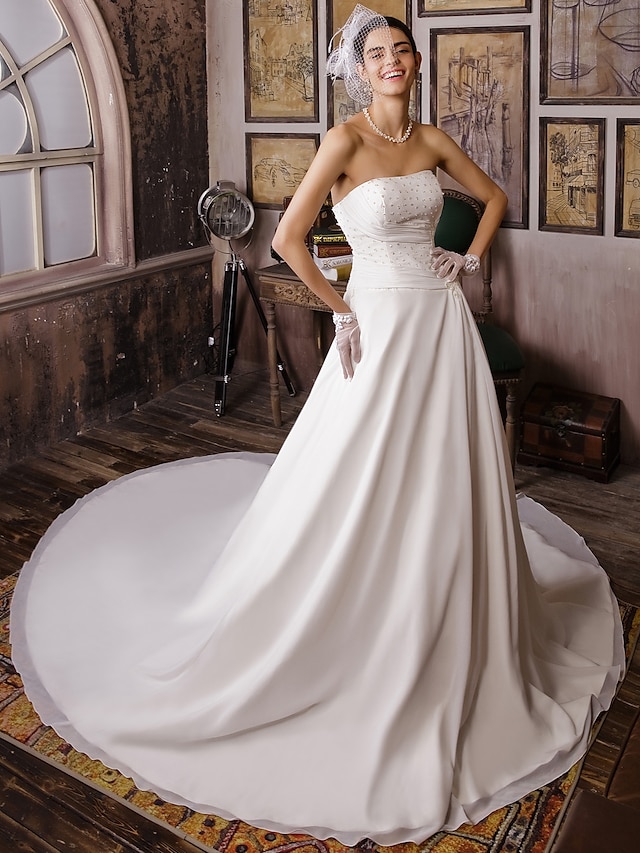 Βραδινή τουαλέτα Στράπλες Πολύ μακριά ουρά Σιφόν Φορέματα γάμου φτιαγμένα στο μέτρο με Χάντρες με LAN TING BRIDE®