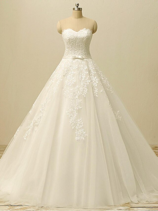  A-Line Wedding Dresses Sweetheart Neckline Court Train Lace Tulle Sleeveless with Appliques 2021