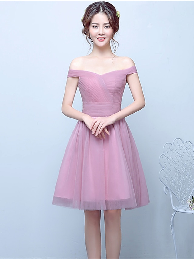  Ball Gown Off Shoulder Knee Length Tulle Bridesmaid Dress with Side Draping