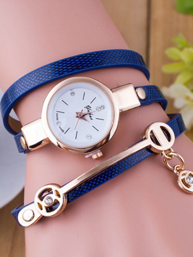  Mujer Reloj Pulsera Cuarzo Piel Negro / Blanco / Azul Gran venta Analógico damas Encanto Moda - Blanco Negro Rojo Un año Vida de la Batería / Tianqiu 377