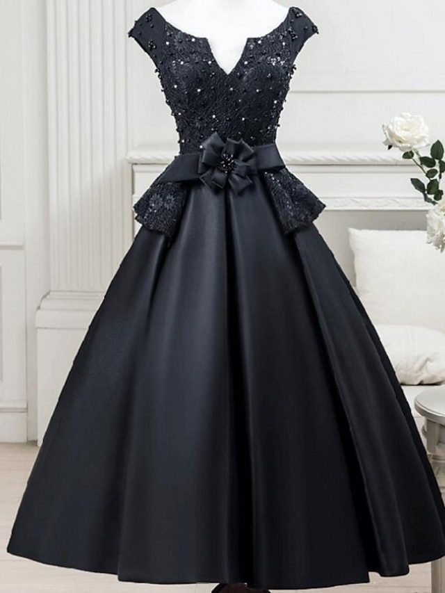  Ball Gown Little Black Dress Dress Cocktail Party Tea Length Sleeveless Notched Satin with Sash / Ribbon Flower 2022