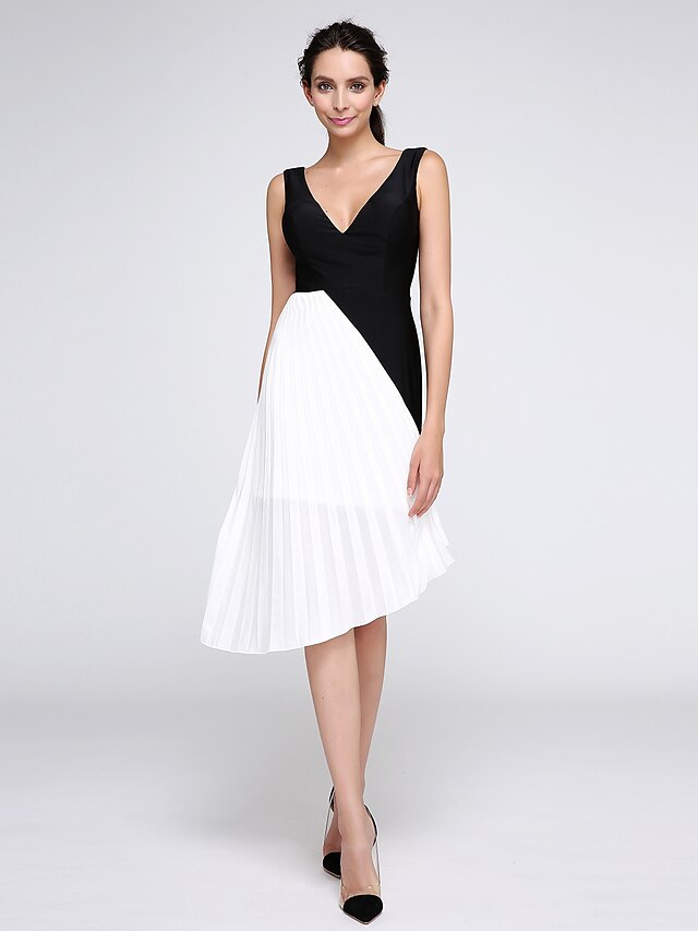  A-Linie V-Ausschnitt Knie-Länge Chiffon / Jersey Kleid mit Seitlich drapiert durch TS Couture®