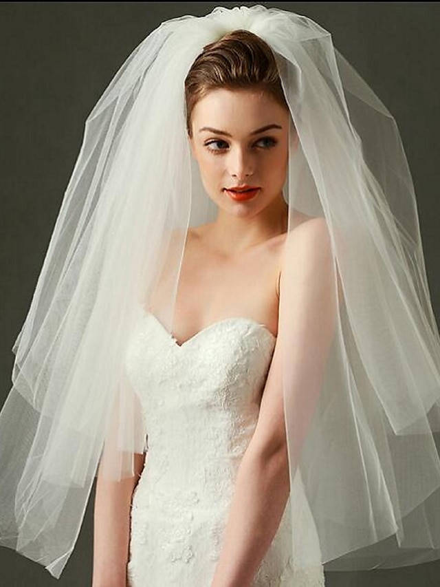  Two-tier Cut Edge / Birthday Wedding Veil Blusher Veils / Elbow Veils / Fingertip Veils with Tulle