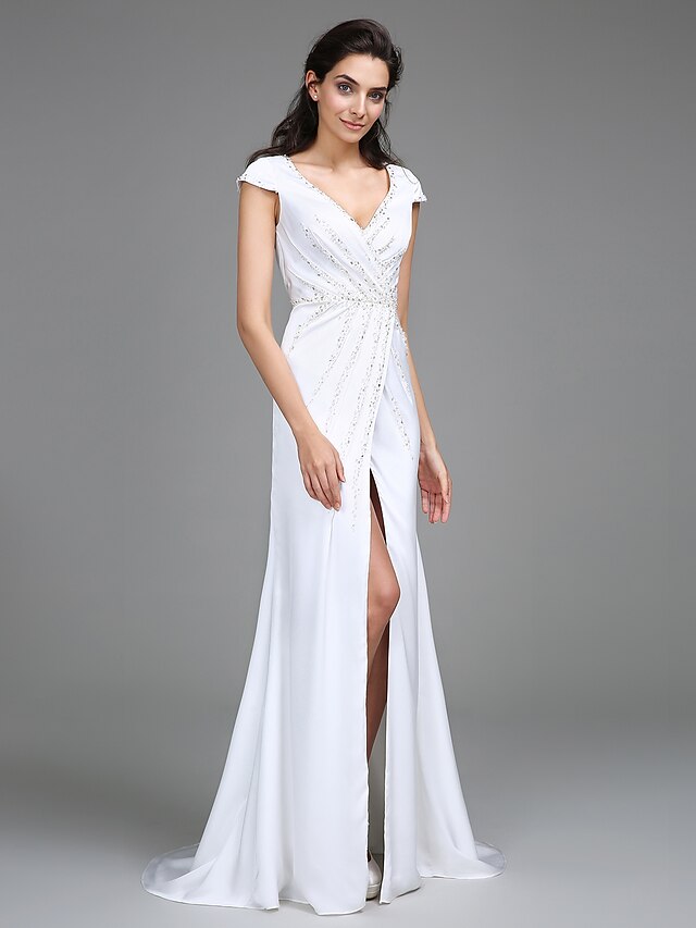  Wedding Dresses Sheath / Column V Neck Short Sleeve Sweep / Brush Train Satin Chiffon Bridal Gowns With Beading Slit 2023