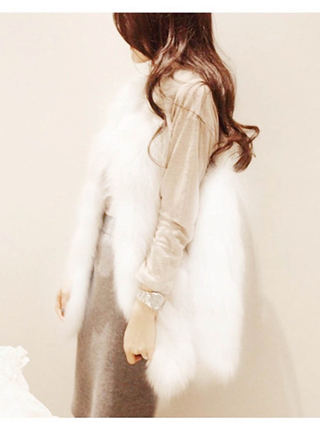  Women's Going out Vintage Fur Coat - Solid Colored V Neck