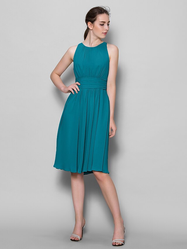  A-Line Scoop Neck Knee Length Georgette Bridesmaid Dress with Ruched / Draping