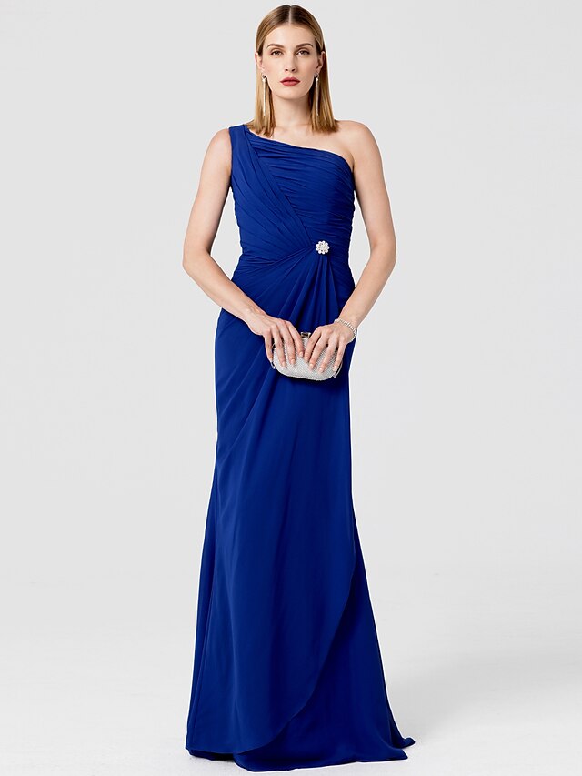  A tubino minimalista Elegante Graduazione Serata formale Ballo militare Vestito Monospalla Senza maniche Strascico a terra Chiffon con Spilla di cristallo 2022